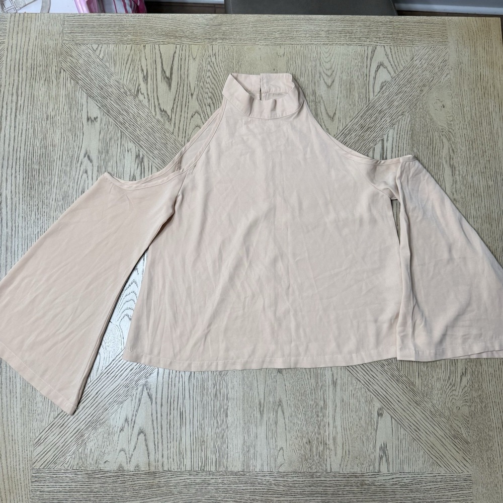 Boohoo Size US 8 Nude Tan Mock neck Long Sleeve Cold Shoulder Top Keyhole‎ Back